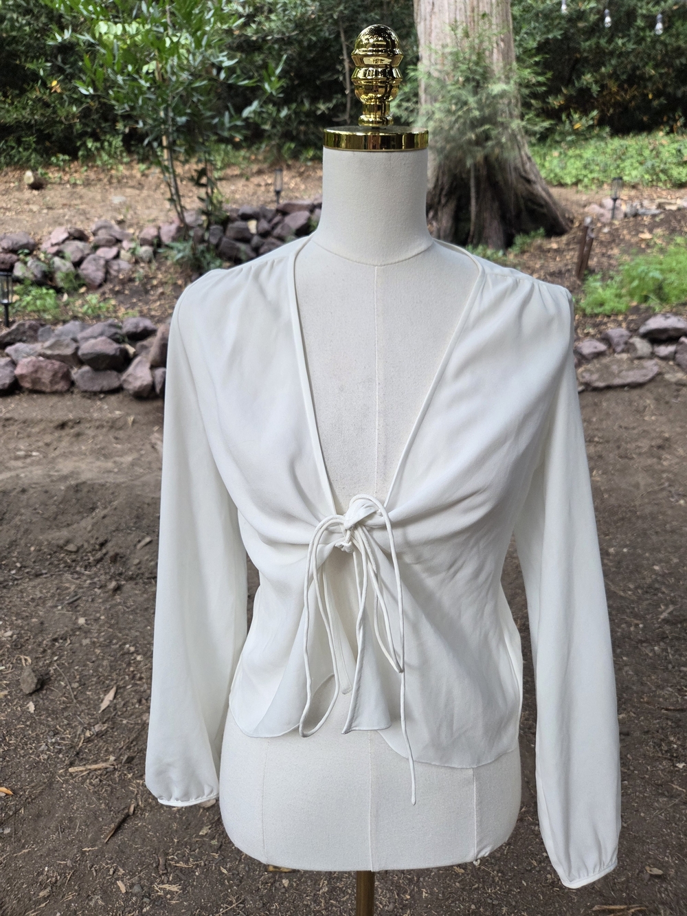 Aritzia Wilfred Women's White Tie-Front Blouse Size Small